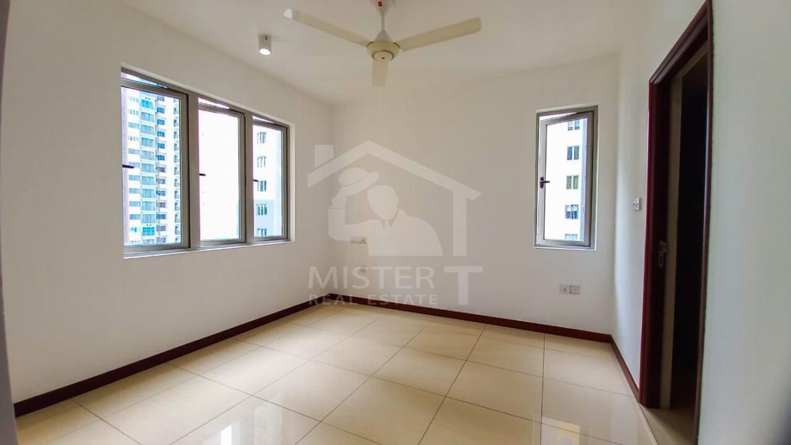 Apartment for Sale at Onthree20, Colombo 02- image 2