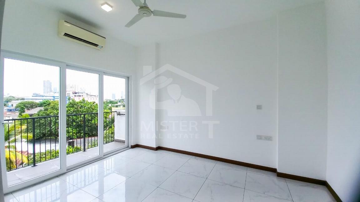 Apartment for Sale at Nalanda Gate, Colombo 10- image 2