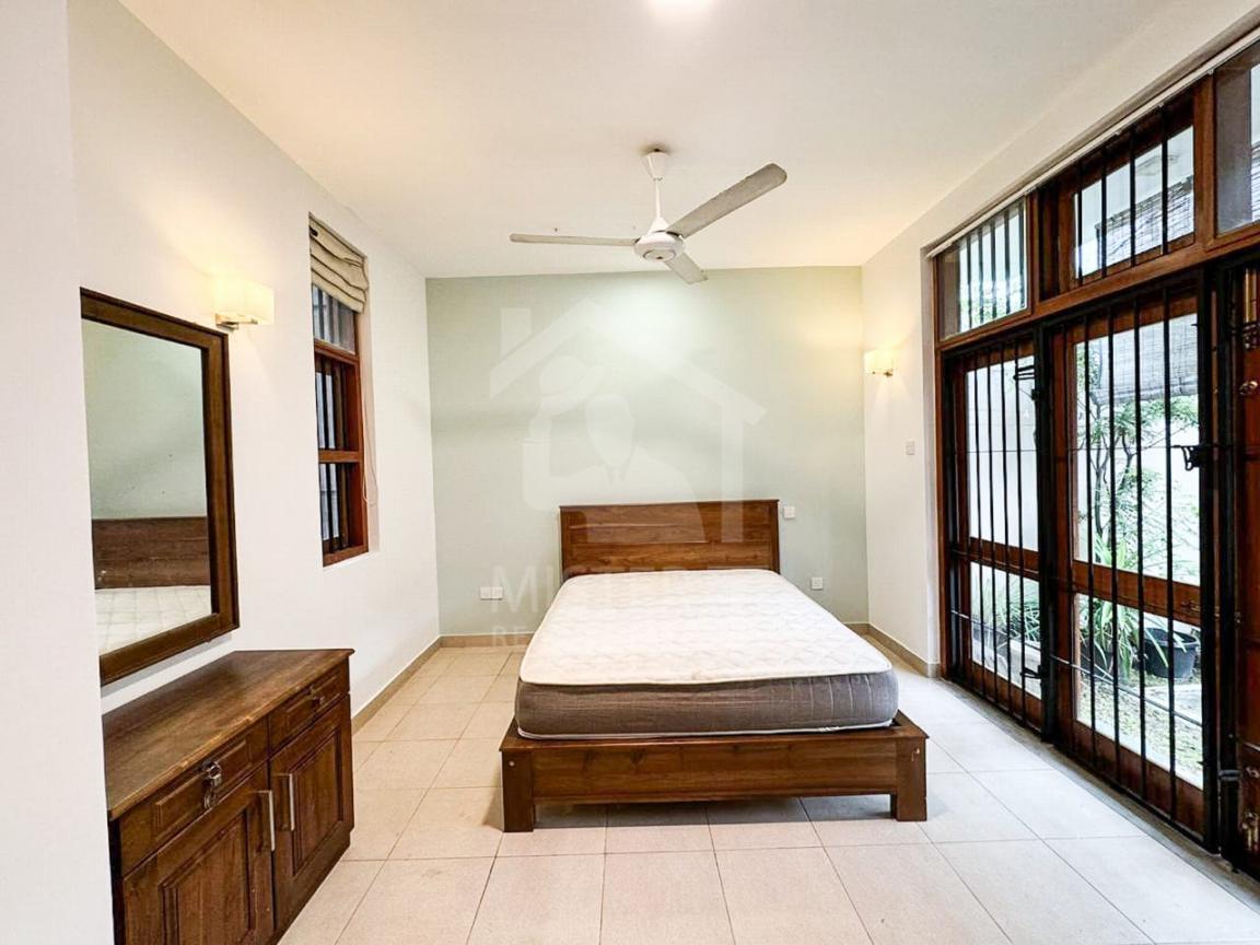 House for Sale in Nugegoda- image 2