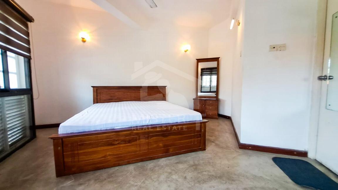 Private Condominium for Sale in Colombo 08 - image 2