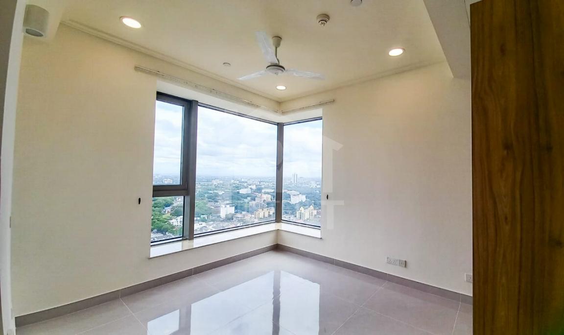 Apartment for Sale at Astoria, Colombo 03- image 2