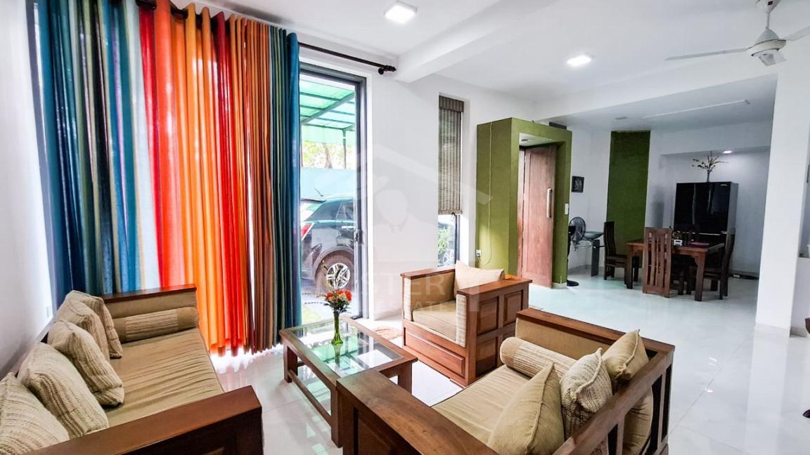 House for Sale in Thalawathugoda- image 2