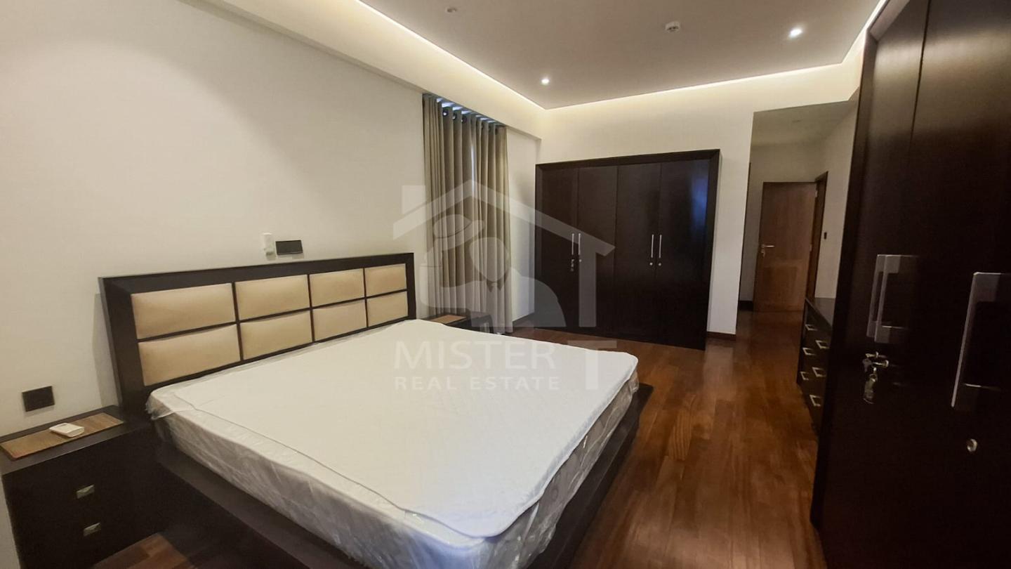 Apartment for Sale at Park Heights, Colombo 05- image 2