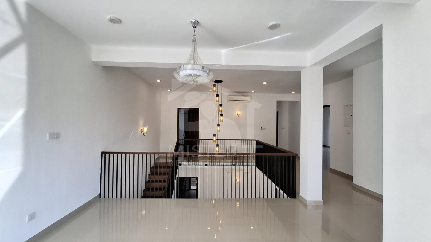 Commercial Property for Sale in Colombo 03- image 2