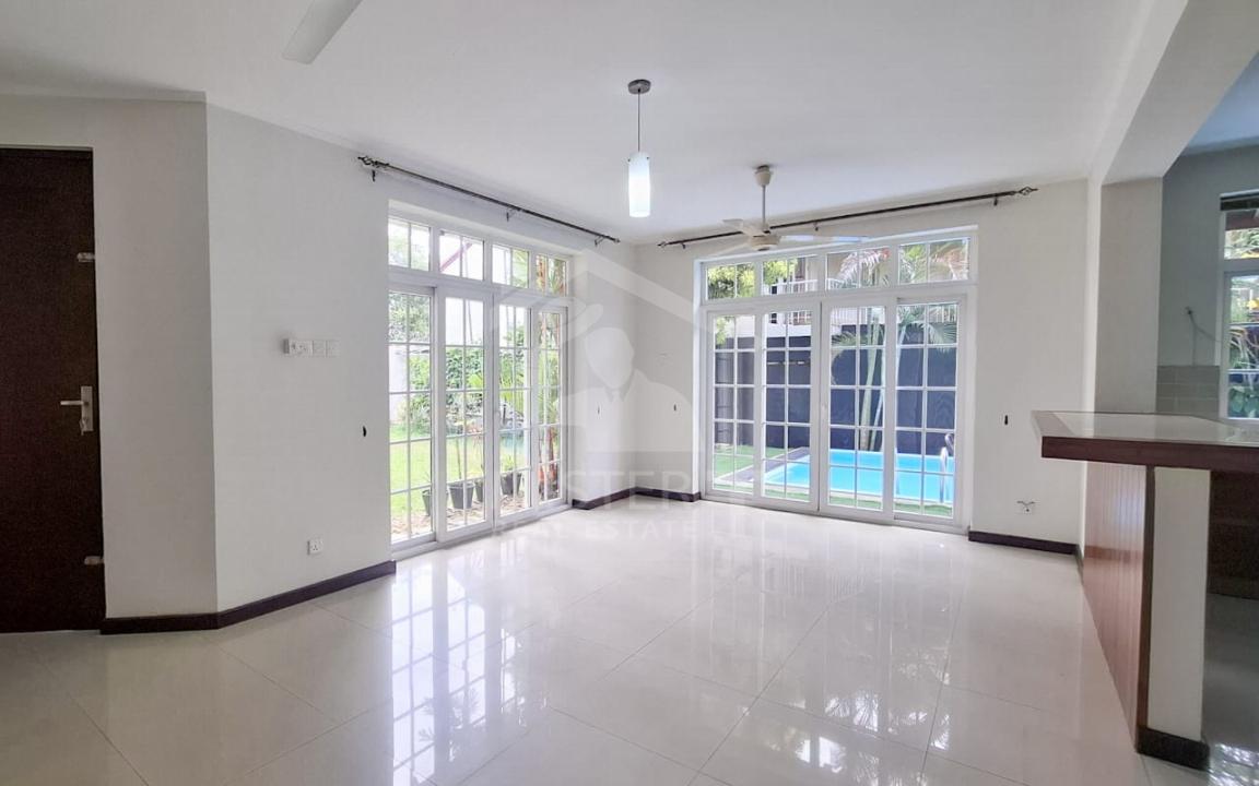 House for Sale in Colombo 05- image 2