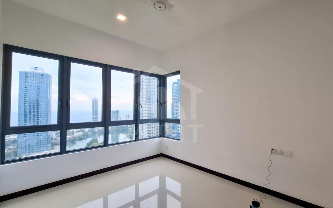 Apartment for Sale at Tri-Zen, Colombo 02- image 2