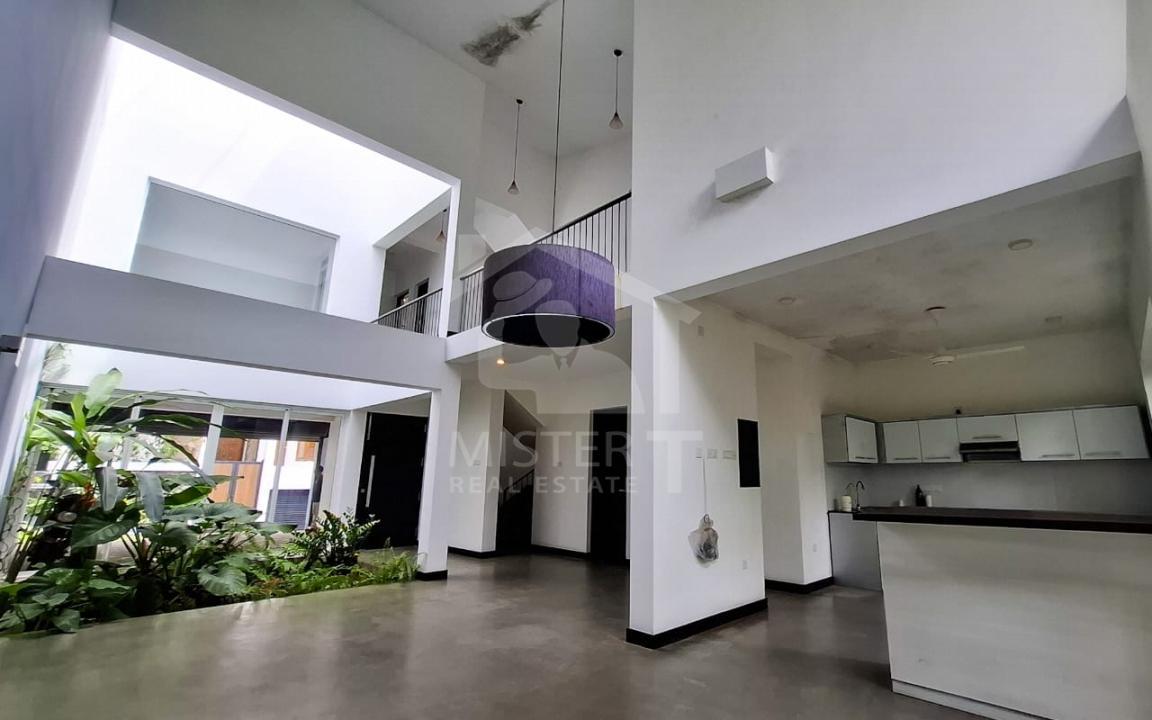 House for Sale in Pelawatta- image 2
