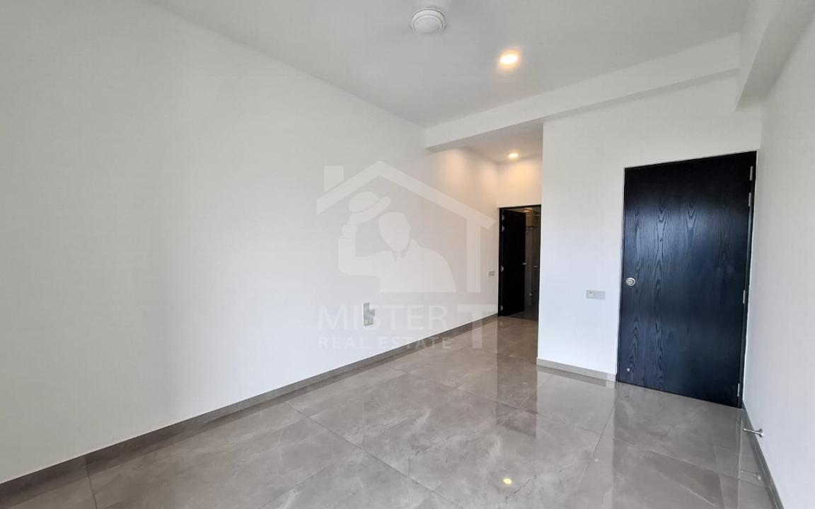 Apartment for Sale at Iconic Galaxy, Rajagiriya- image 2