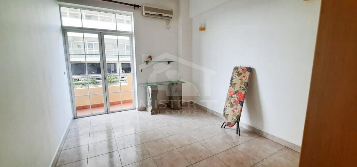 Apartment For Sale At St. James Residencies- image 3