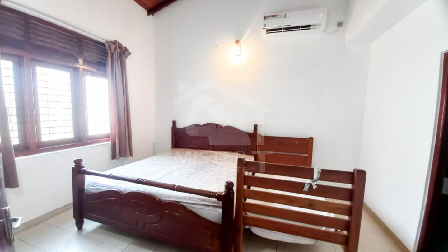 House for Sale in Boralesgamuwa- image 3