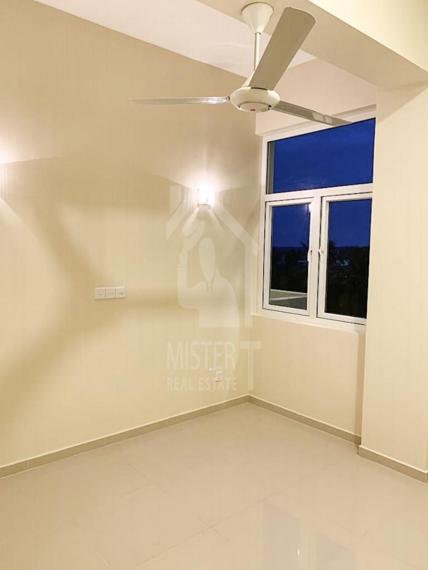 Apartment for Sale at The Breeze in Moratuwa- image 3