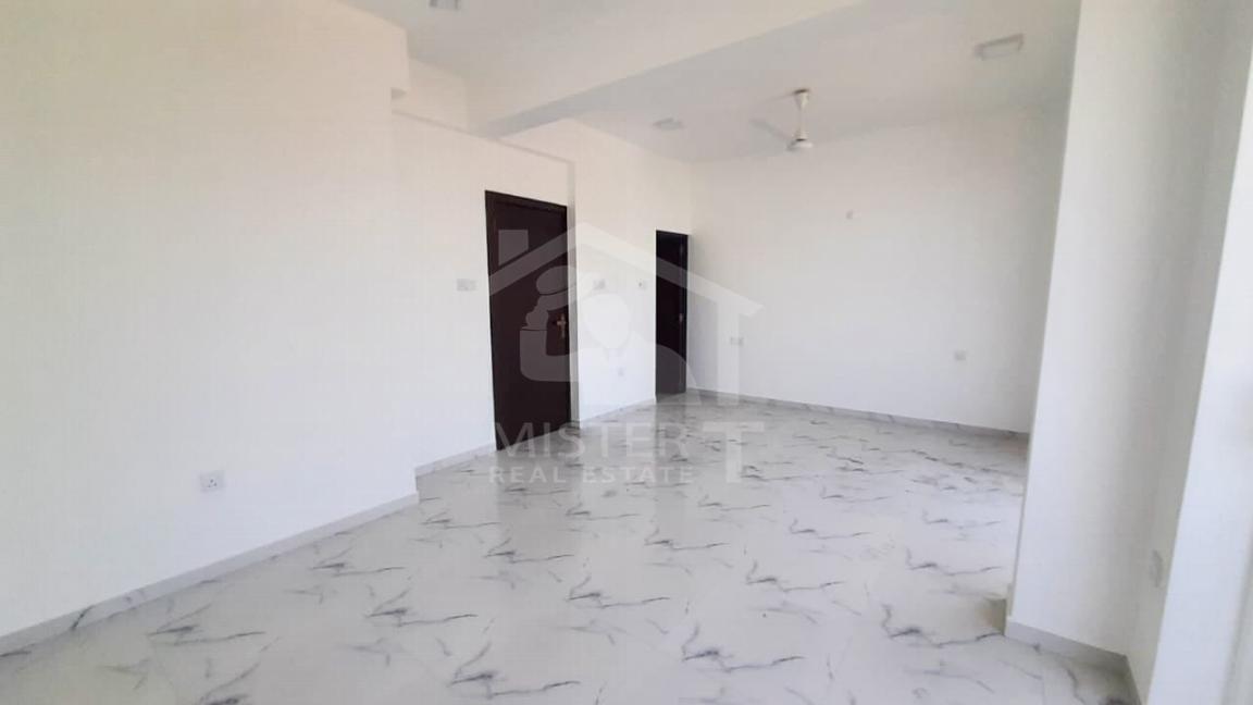 Duplex for Sale at Grand Apartment in Colombo 06- image 3