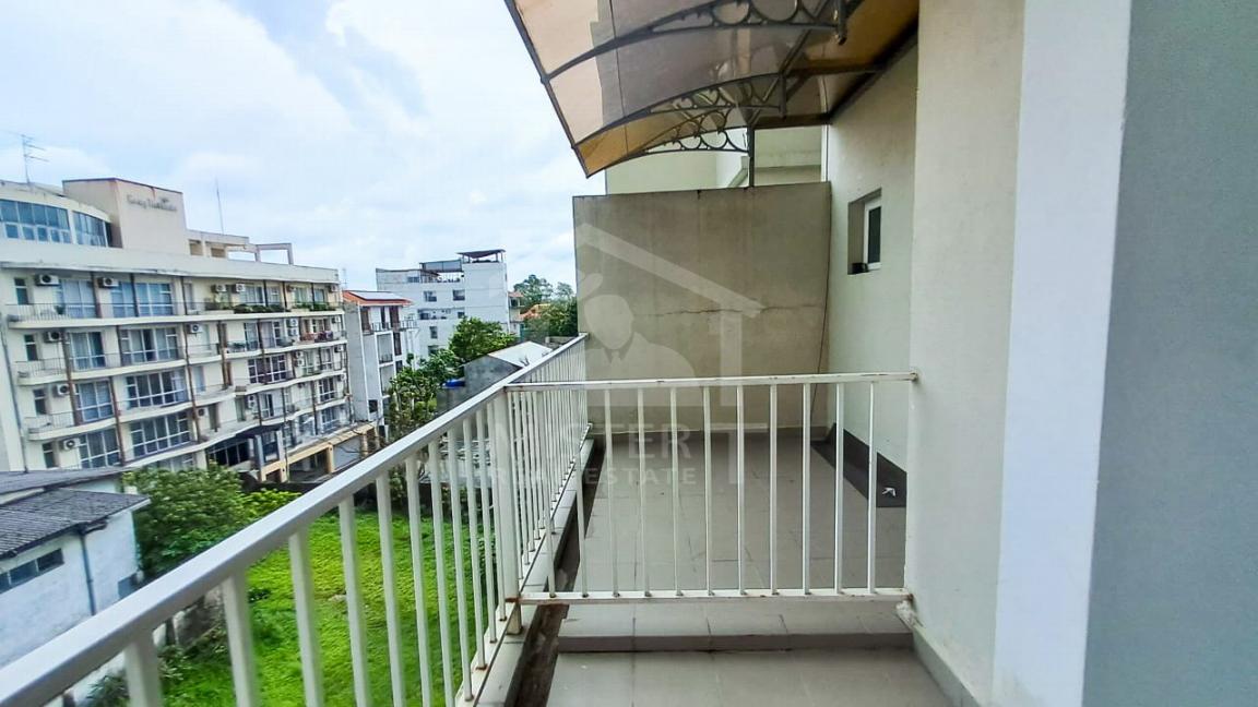Apartment for Sale at Treasure Trove, Colombo 08- image 3
