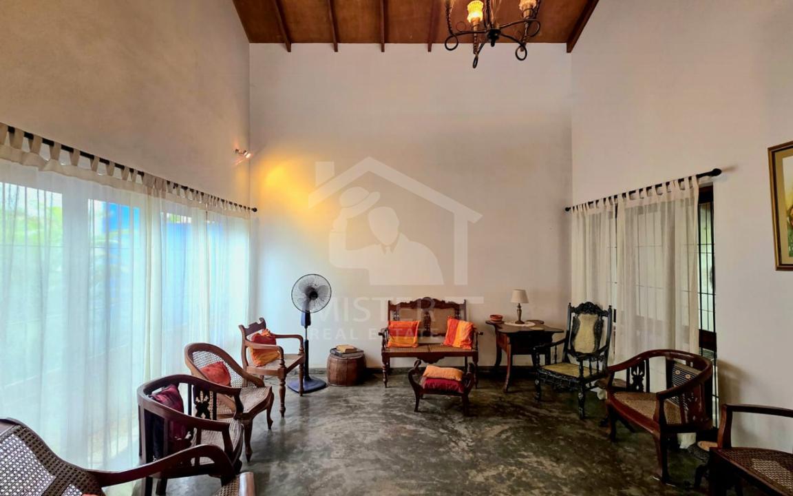 House for Sale in Colombo 06- image 3