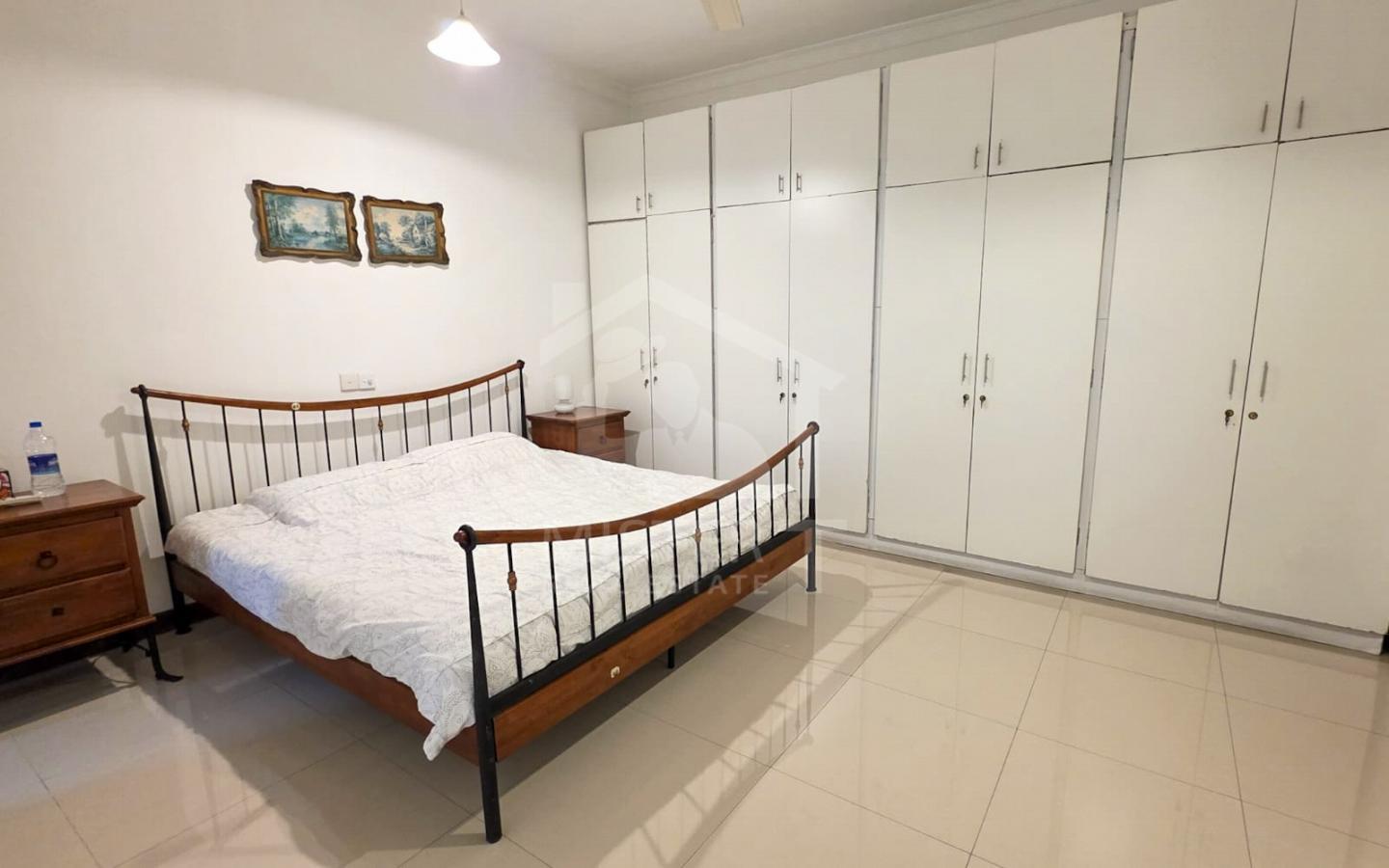 Luxury House for Sale in Colombo 07- image 3