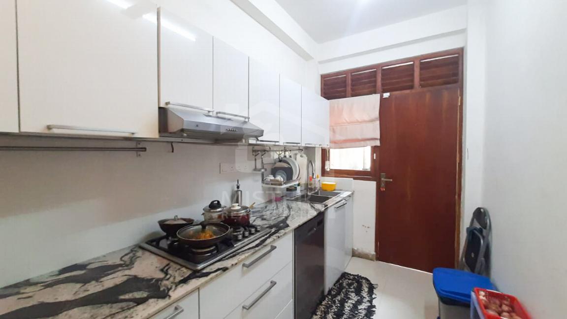 Private Building for Sale in Malabe- image 4