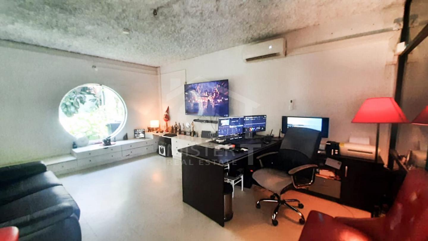 House for Sale in Colombo 05- image 4