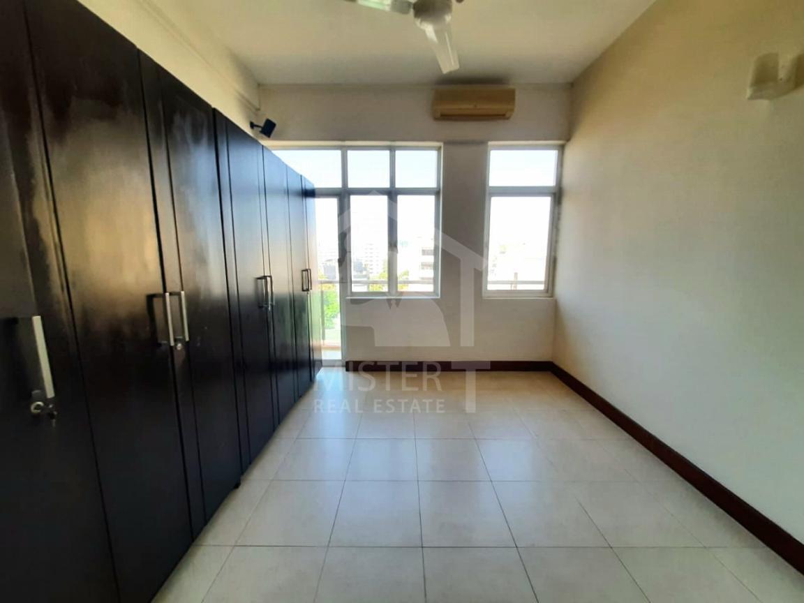 Apartment For Sale at Carriage House- image 4