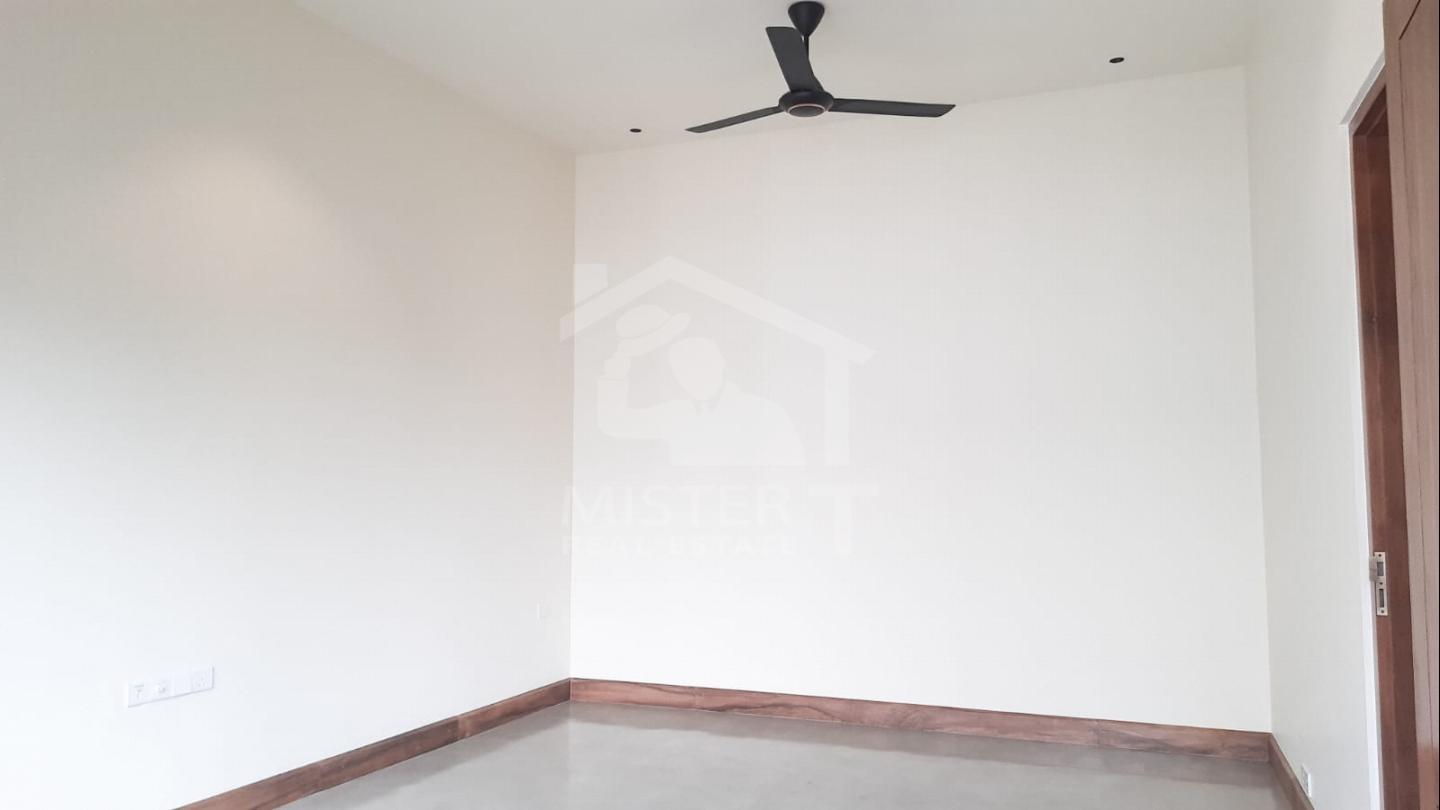 Luxury House for Sale in Malabe- image 4