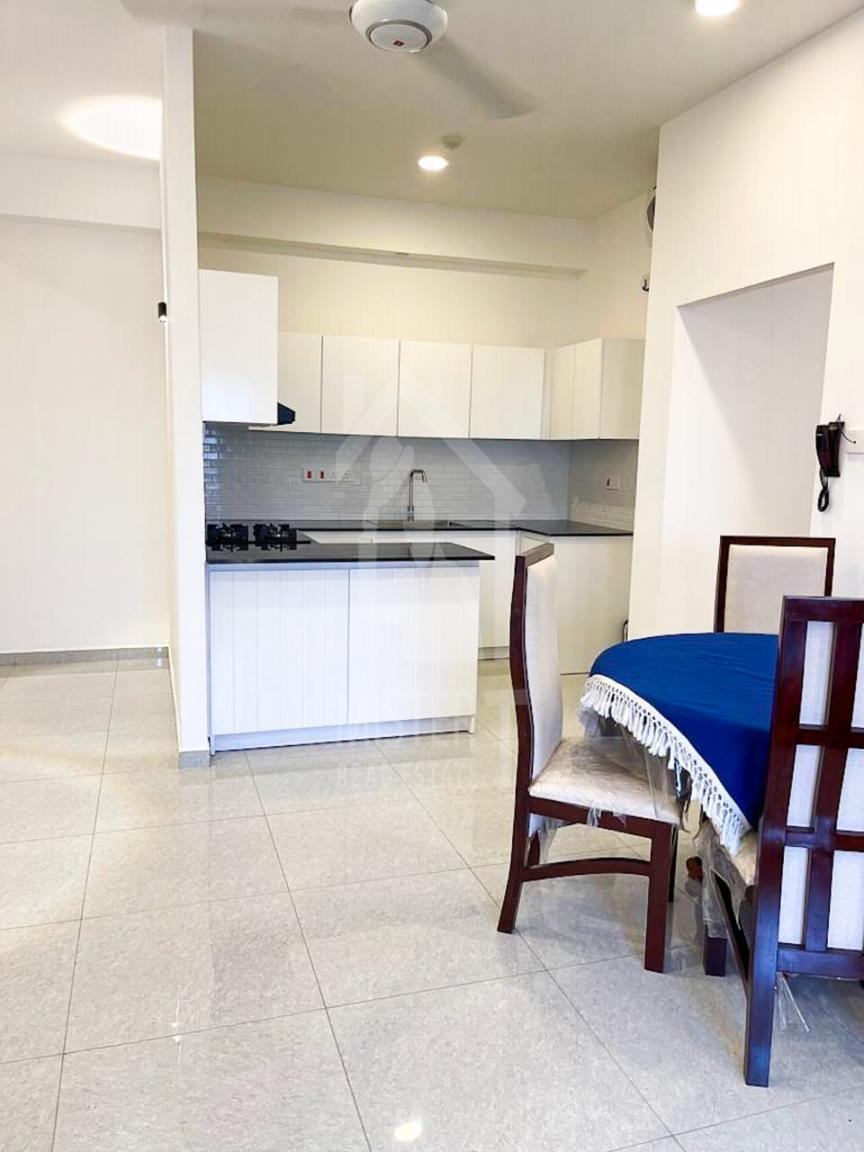 Apartment for Sale in Colombo 04- image 4