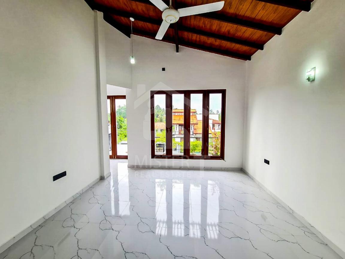 House for Sale in Malabe- image 4