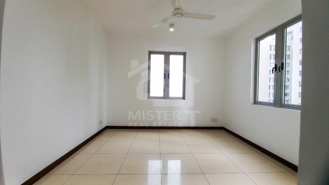 Apartment for Sale at Onthree20, Colombo 02- image 4