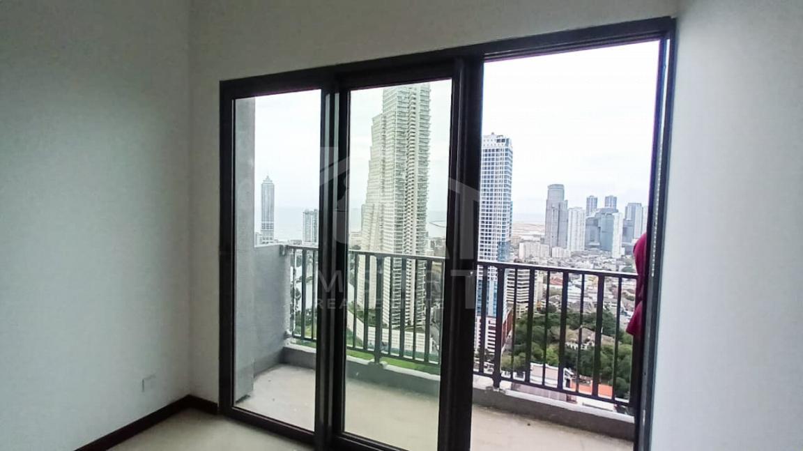 Apartment for Sale at Tri-Zen, Colombo 02- image 4