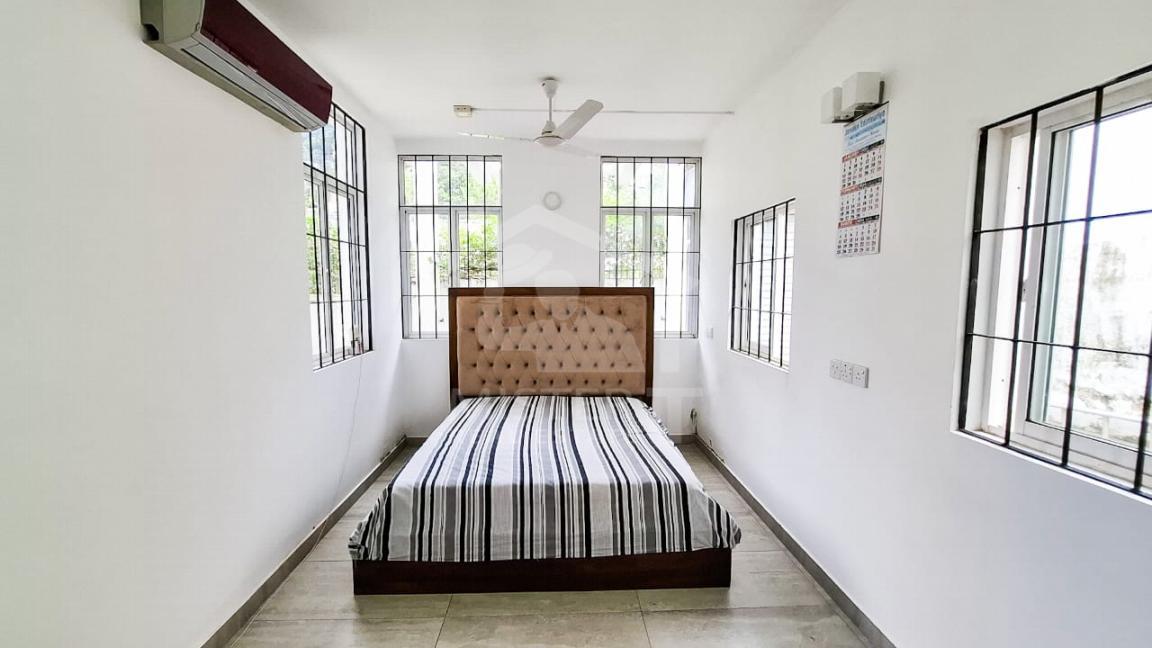 House for Sale in Thalawathugoda- image 4