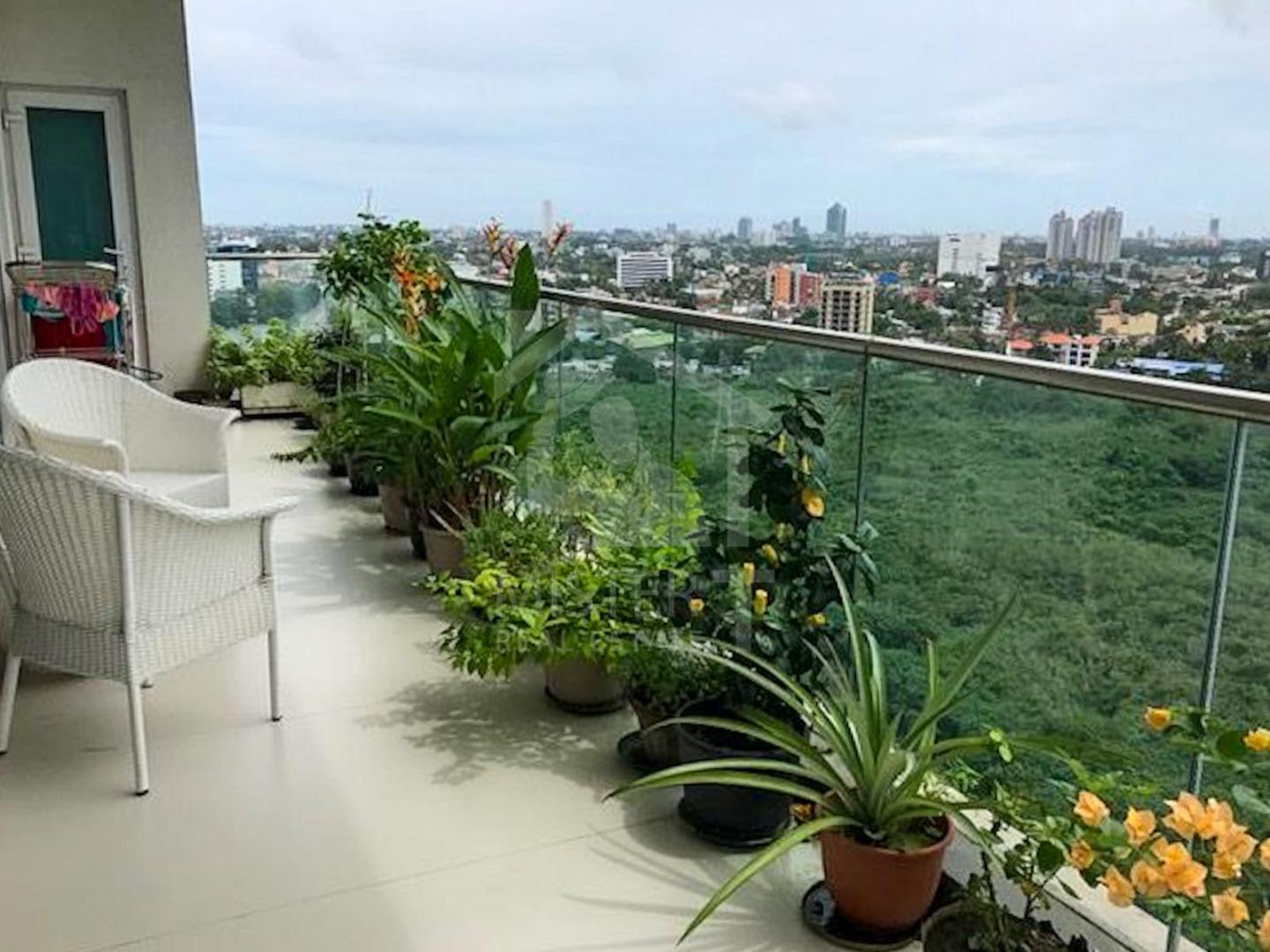 Apartment for Sale at Sky Gardens, Rajagiriya- image 4