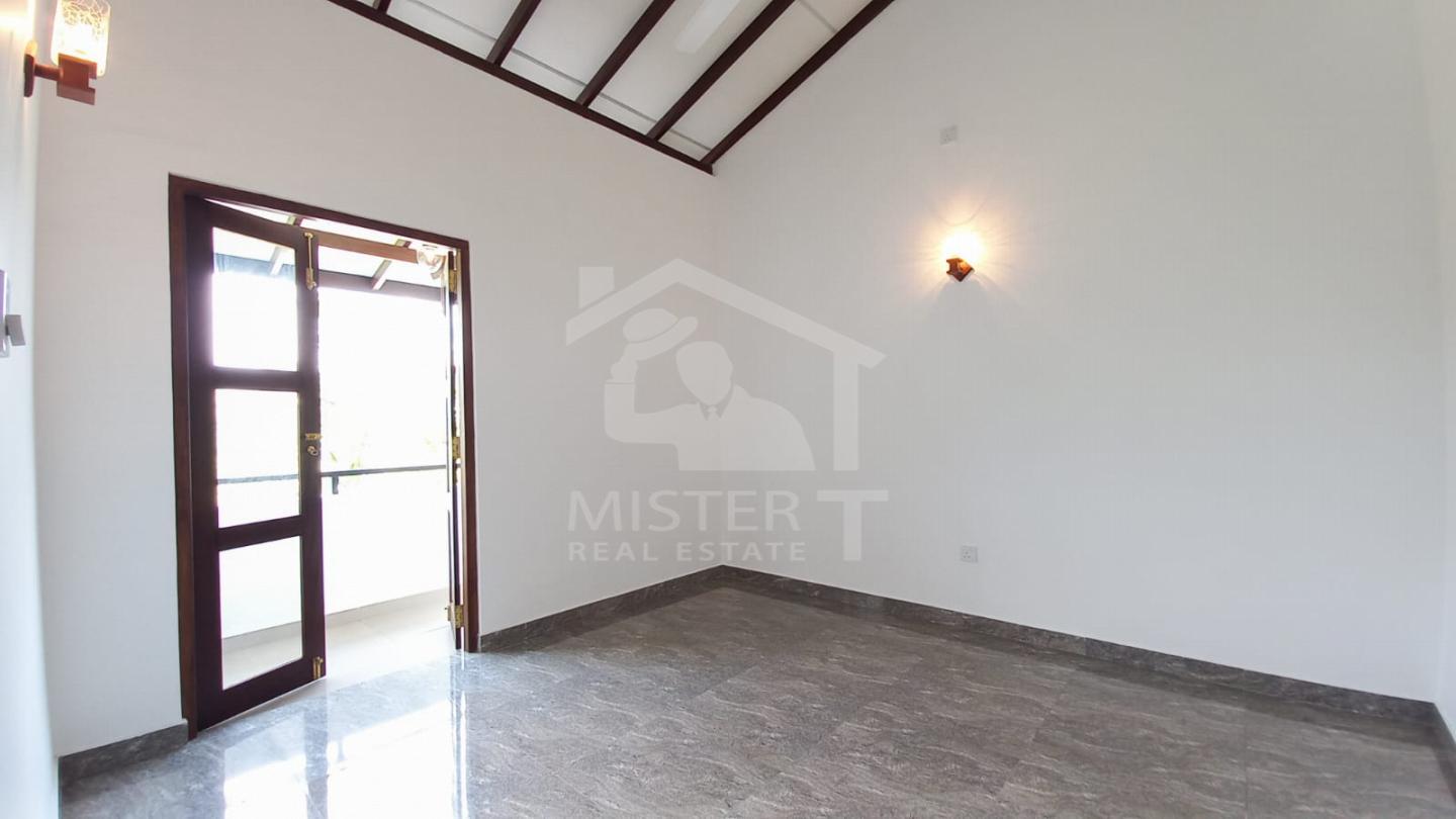 House for Sale in Malabe- image 5