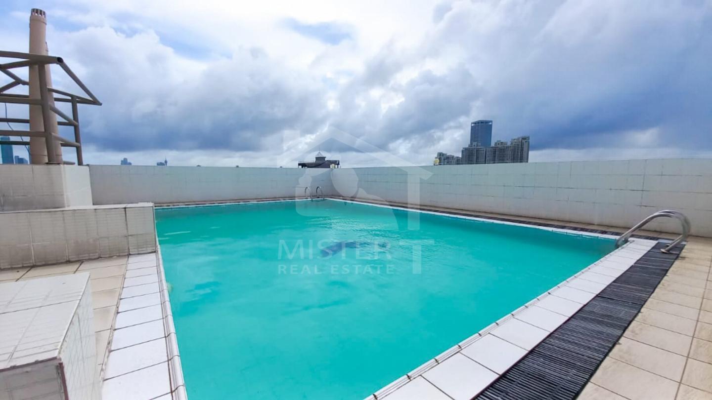 Apartment for Sale in Coral King Court- image 5