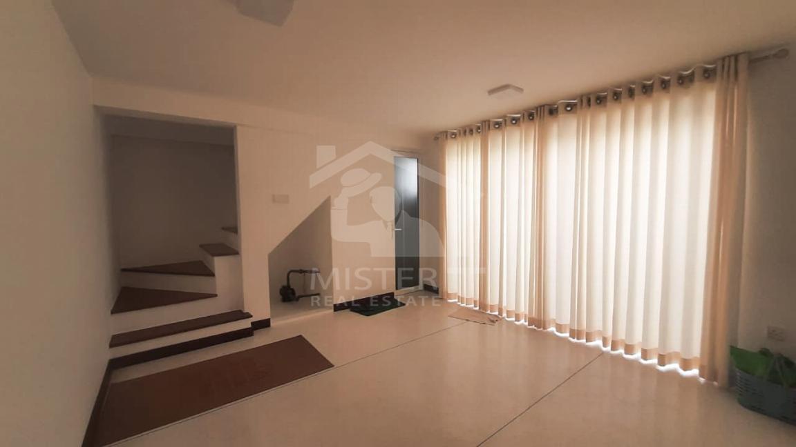 House for Sale in Thalawathugoda- image 5