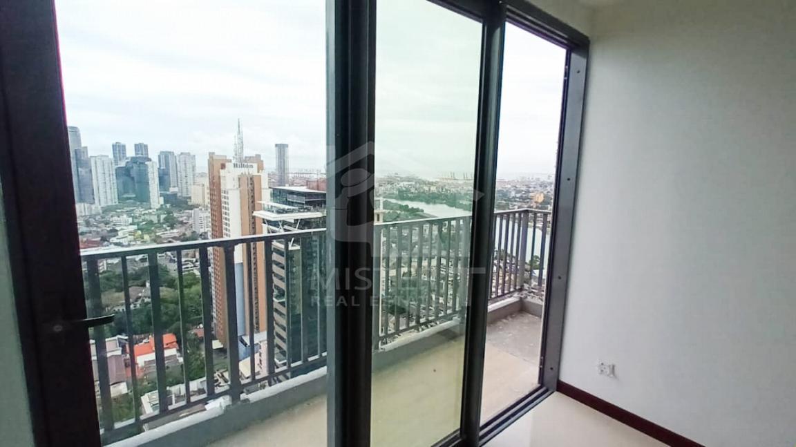 Apartment for Sale at Tri-Zen, Colombo 02- image 5