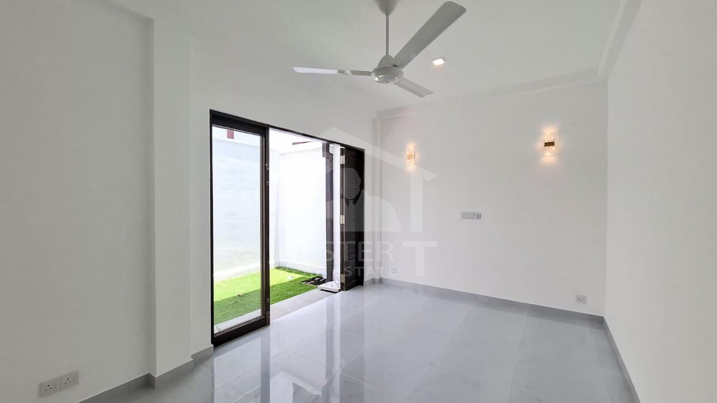 House for Sale in Athurugiriya- image 5