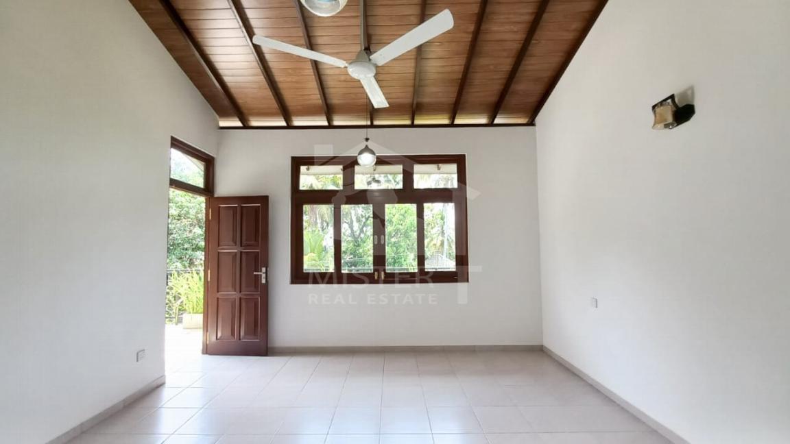 House for Sale in Thalawathugoda- image 6