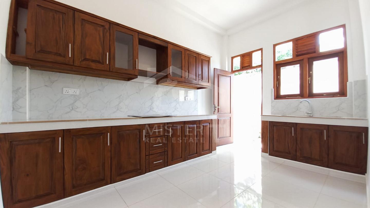 House for Sale in Piliyandala- image 6