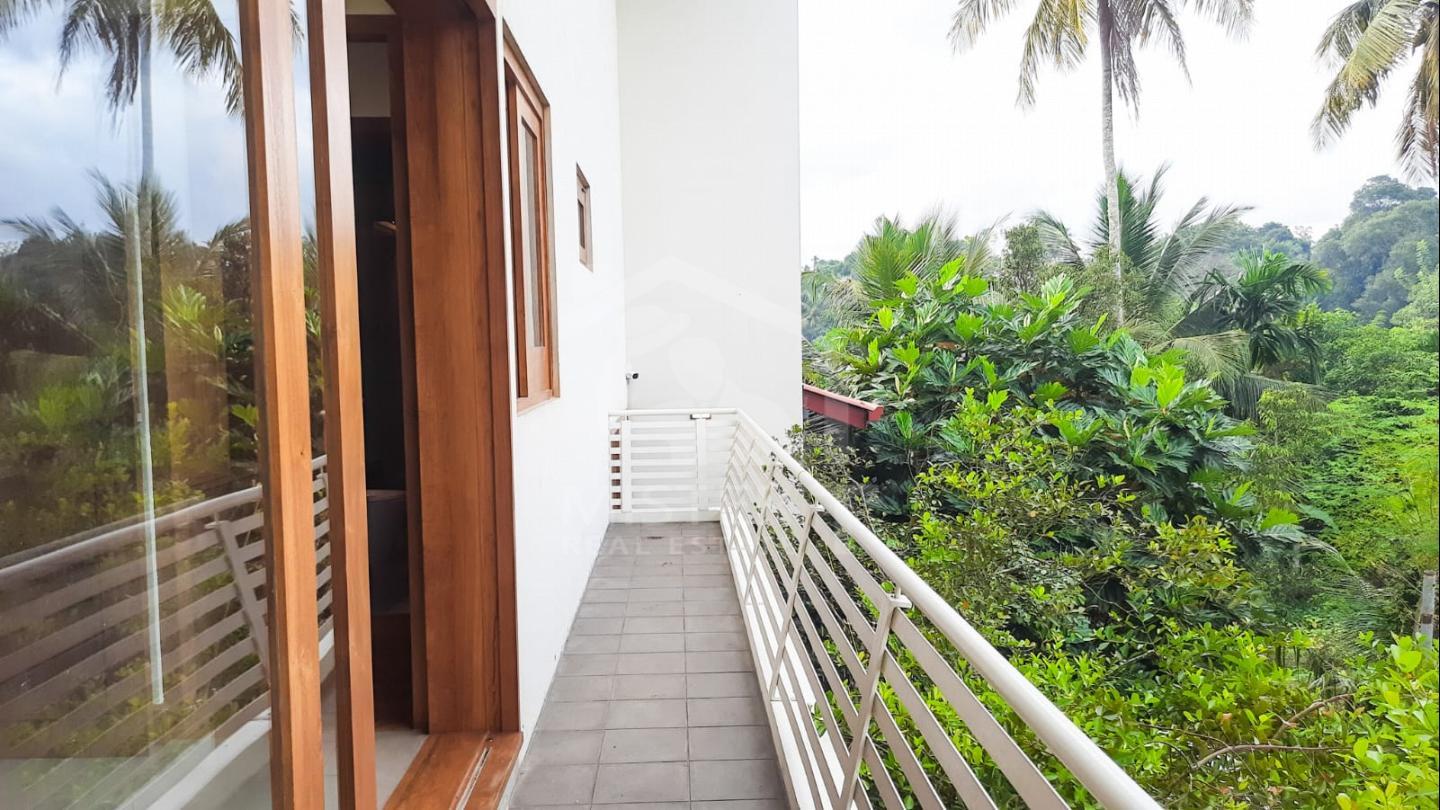 Luxury House for Sale in Malabe- image 6