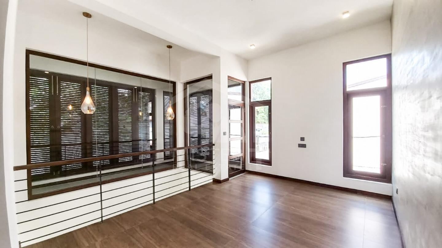 Luxury House for Sale in Battaramulla- image 6