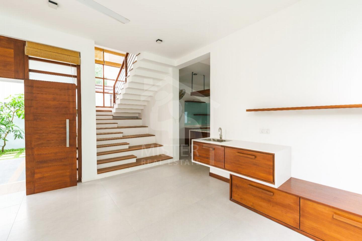 Luxury House for Sale in Kesbewa- image 6