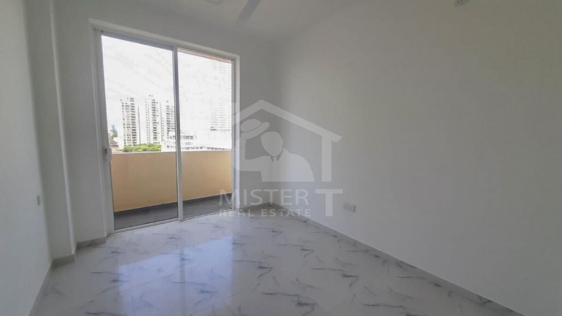 Duplex for Sale at Grand Apartment in Colombo 06- image 6