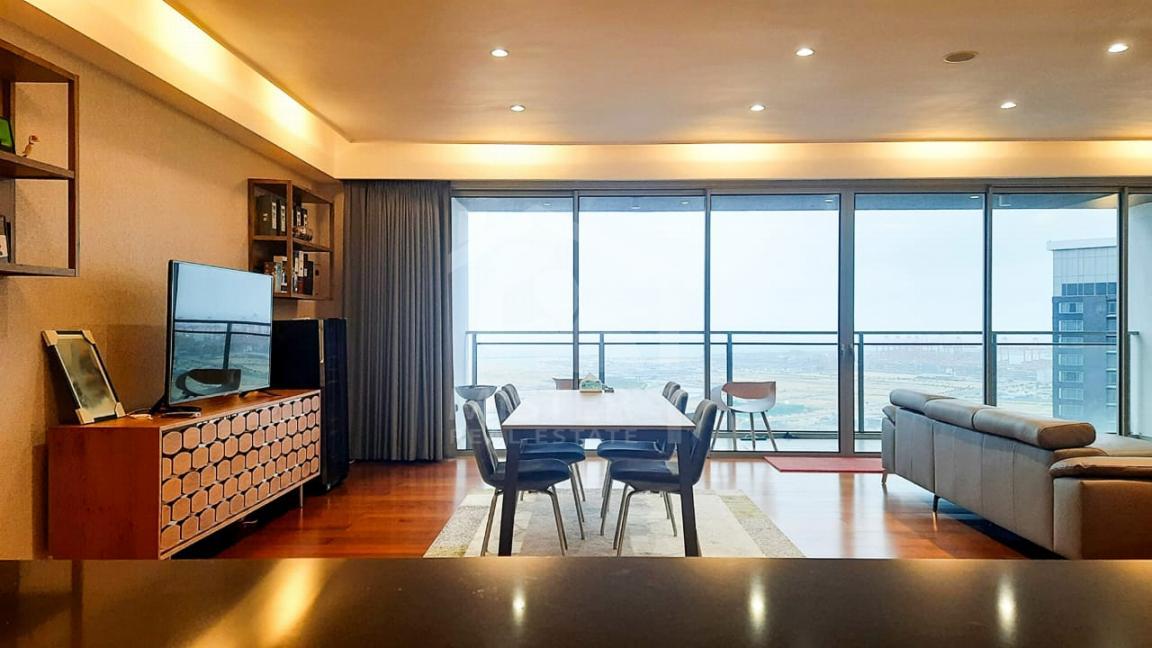 Apartment for Sale at The Residences, Colombo 02- image 6