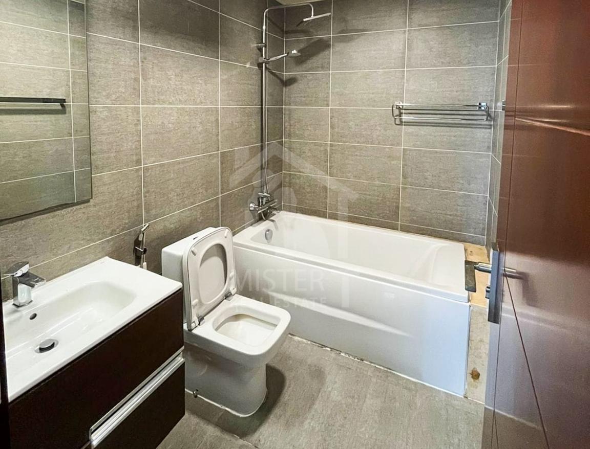 Apartment for Sale at Astoria, Colombo 03- image 6