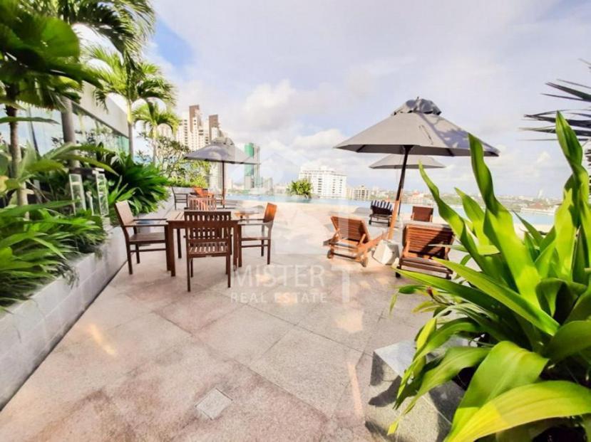 Apartment for Sale at Colombo City Centre- image 6