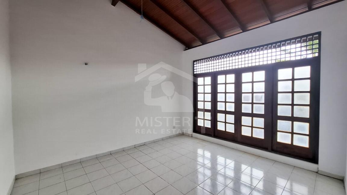 House for Sale in Nugegoda- image 6