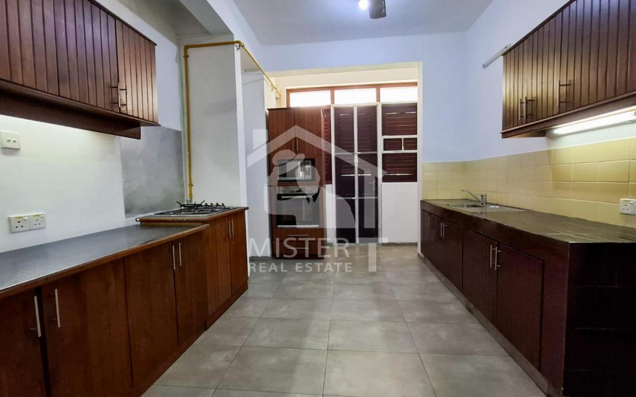 Apartment Building for Sale in Longdon Place- image 6