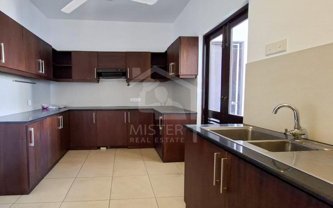 Apartment for Sale at Fairfield, Colombo 08- image 6