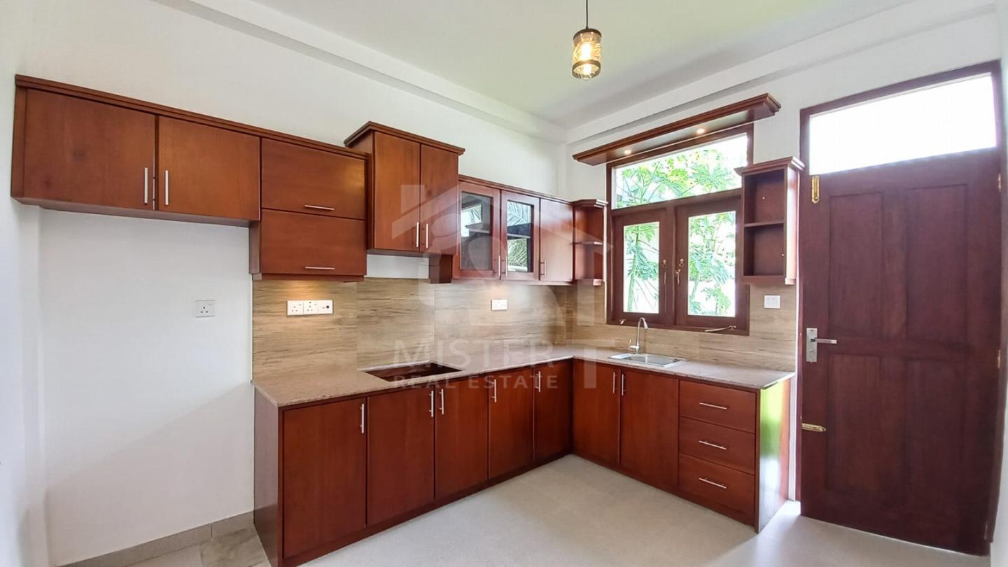 House for Sale in Malabe- image 7