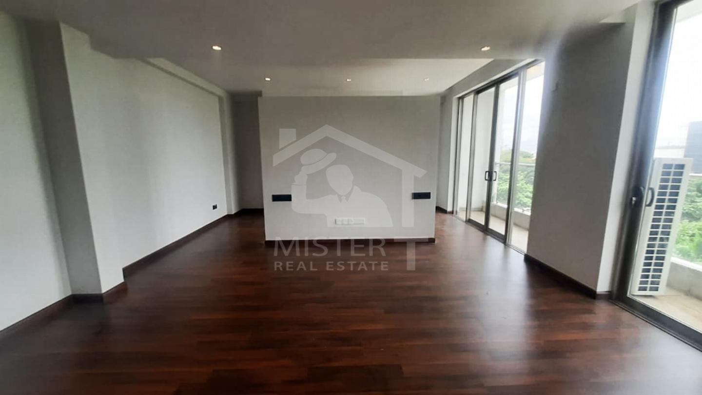 Luxury Apartment for Sale in Colombo 07- image 7