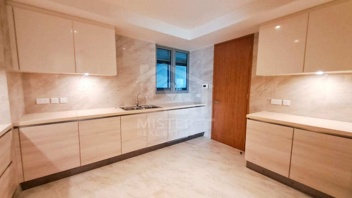 Apartment for Sale at The Residences, Colombo 02- image 7