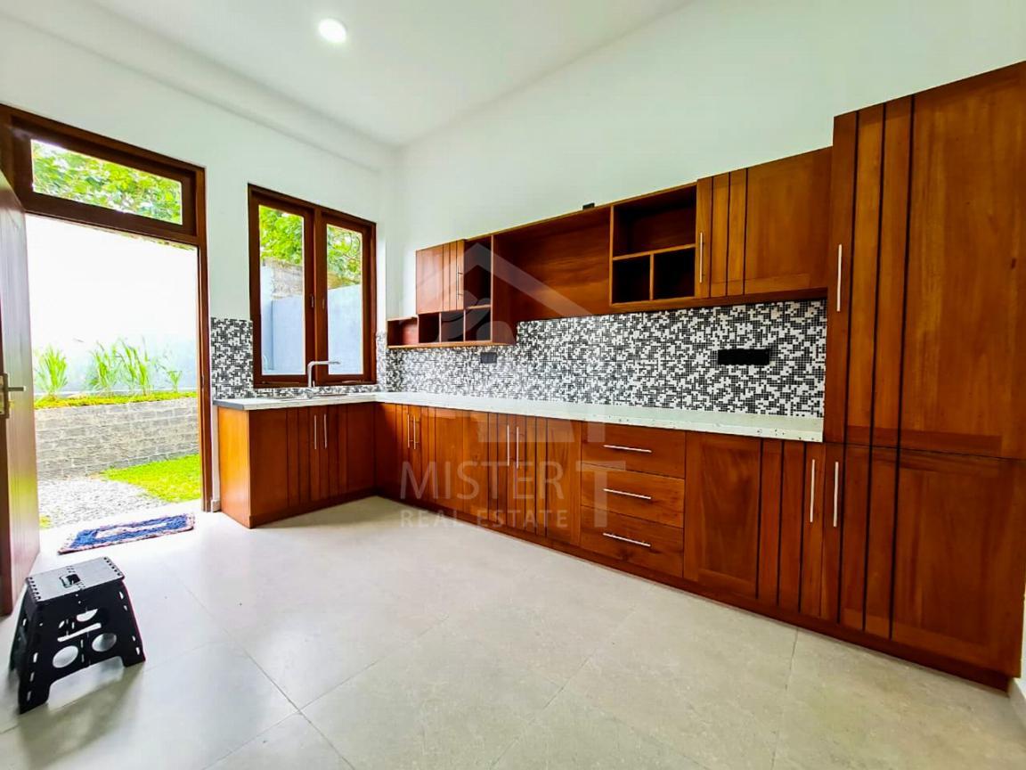 House for Sale in Malabe- image 7